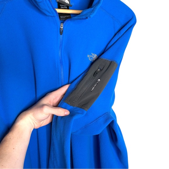 The North Face Flashdry Quarter Zip Fleece Jacket - Picture 5 of 7